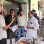 स्मार्ट मीटर से बढ़े बिजली बिलों का विरोध – घर घर पहुंचाए जा रहे स्मार्ट मीटर बदलने का आवेदन फार्म